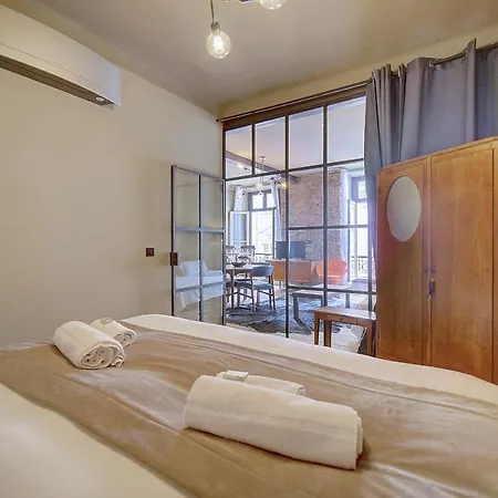Mmogroom - Industrial Style - Spacious - Ac - Wifi- Center 公寓 *